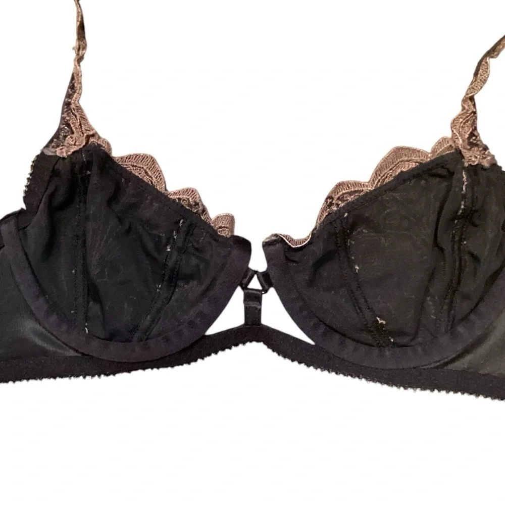 Intimately Free People Black‎ & Mauve Scalloped Lace Trim Bra Unpadded Size 32B